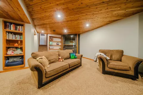 Living - 5708 Nightingale Ct, Saint Cloud, MN 56303 photo 4 of 4