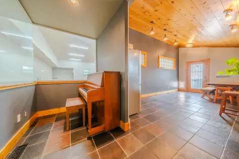 Entry Way - 5708 Nightingale Ct, Saint Cloud, MN 56303 photo 2 of 2