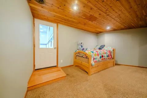 Bedroom - 5708 Nightingale Ct, Saint Cloud, MN 56303 photo 1 of 7