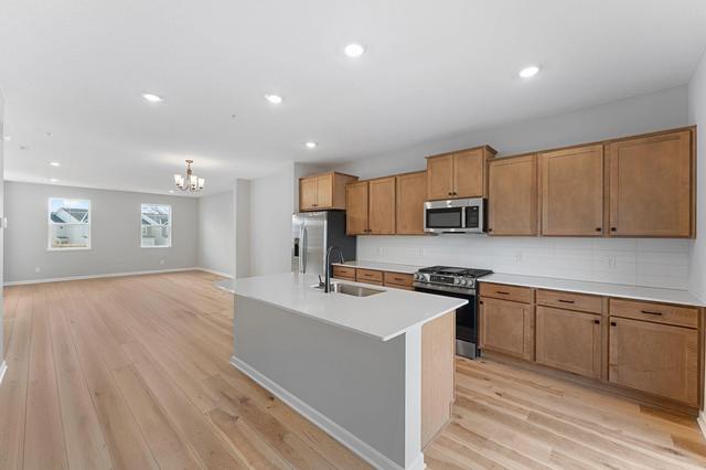 1523 Trellis Ln, West Saint Paul, MN 55118