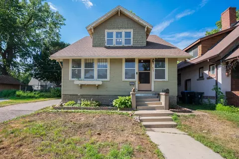406 W Lewis St, Mankato, MN 56001