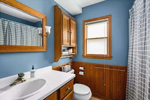 Bath - 1217 E 10th St, Duluth, MN 55805 photo 1 of 1