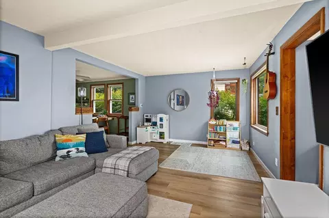 Living - 1217 E 10th St, Duluth, MN 55805 photo 2 of 3