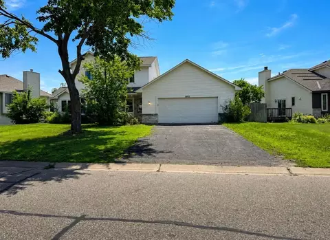 9142 Woodhall Xing N, Minneapolis, MN 55443