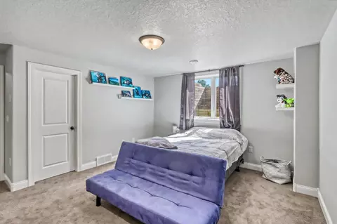 Bedroom - 7013 Maple Ln, Horace, ND 58047 photo 9 of 9