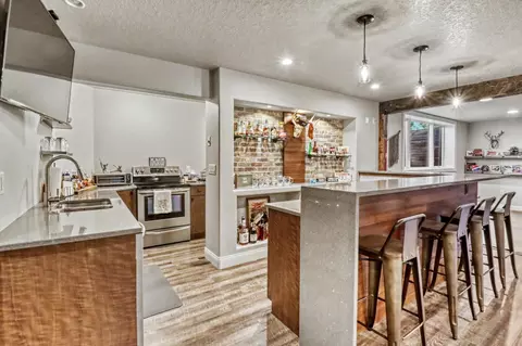 Kitchen - 7013 Maple Ln, Horace, ND 58047 photo 8 of 11