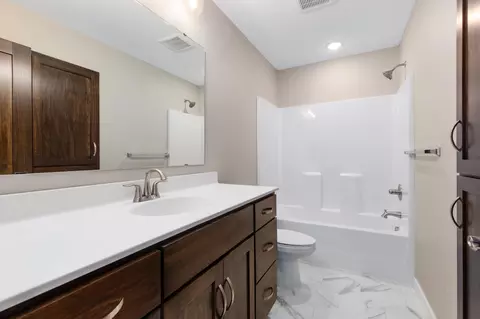 Bath - 11477 Andrew St, Brainerd, MN 56401 photo 4 of 4