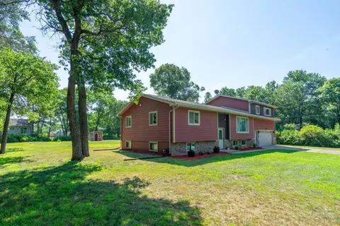 Exterior - 13498 Meredith Dr, Baxter, MN 56425 photo 3 of 6