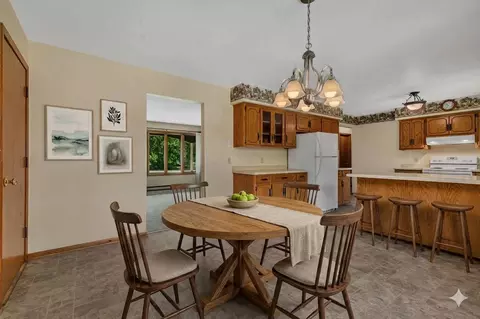 Dining - 517 9th Ave N, Cold Spring, MN 56320 photo 1 of 2
