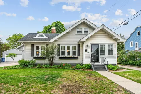 215 E 48th St, Minneapolis, MN 55419