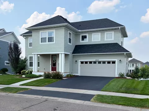 16253 Duskwood Trl, Lakeville, MN 55044