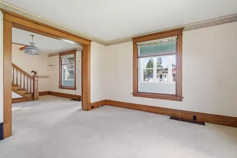 827 7th Ave SW, Faribault, MN 55021 photo 5