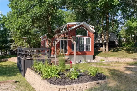 6687 6677 Pinetwig Dr, Breezy Point, MN 56472