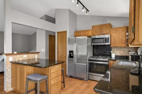 Kitchen - 4089 Pennsylvania Ave, Eagan, MN 55123 photo 3 of 5