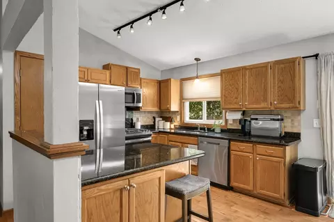 Kitchen - 4089 Pennsylvania Ave, Eagan, MN 55123 photo 2 of 5