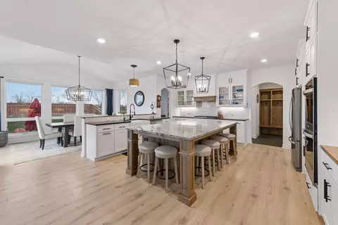 17628 Jett Cir, Prior Lake, MN 55372