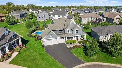 4163 Monarch Ct, Lake Elmo, MN 55042
