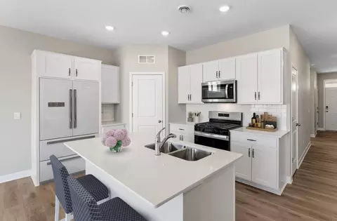 955 Greenlawn Ave, Delano, MN 55328
