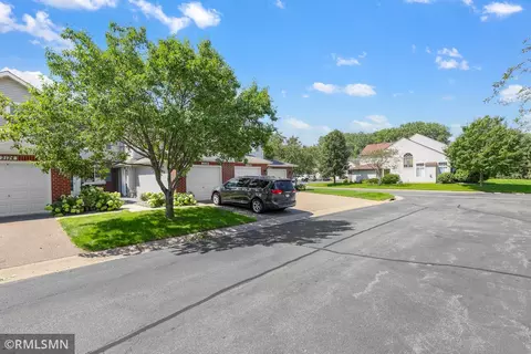 2176 Cool Stream Cir #1806, Eagan, MN 55122 photo 20