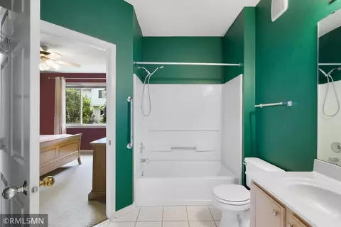 2176 Cool Stream Cir #1806, Eagan, MN 55122 photo 18