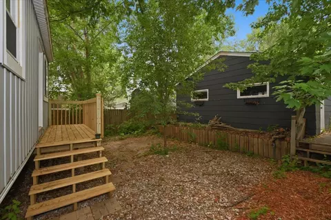 Exterior - 1515 N 9th Ave E, Duluth, MN 55805 photo 3 of 5