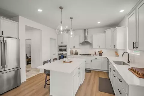 716 Longmeadow Ln, Waconia, MN 55387