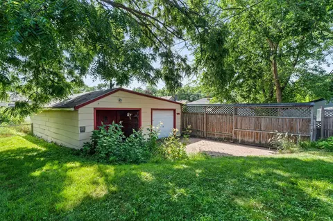 Exterior - 1216 Danforth St, Saint Paul, MN 55117 photo 14 of 18