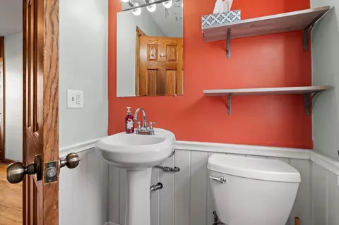 Bath - 1216 Danforth St, Saint Paul, MN 55117 photo 2 of 2