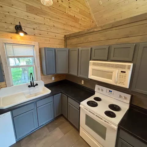 Kitchen - 106 1st Ave SW, Eagle Bend, MN 56446 photo 2 of 6
