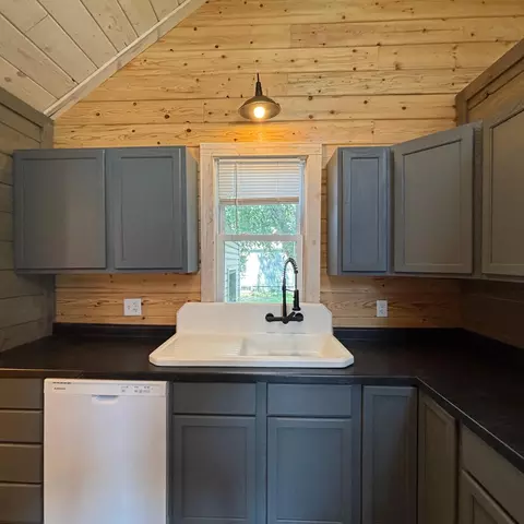 Kitchen - 106 1st Ave SW, Eagle Bend, MN 56446 photo 4 of 6