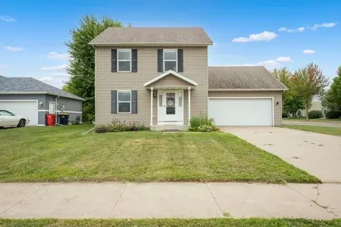 Exterior - 805 3rd Ave NE, Plainview, MN 55964 photo 2 of 7