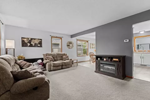 Living - 805 3rd Ave NE, Plainview, MN 55964 photo 1 of 1