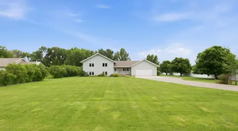 104 Golden Spike Rd, West Fargo, ND 58078