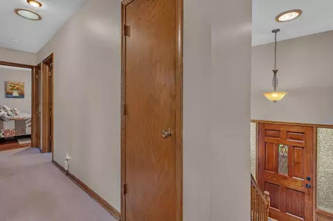 Entry Way - 920 Meadow Ln, Willmar, MN 56201 photo 1 of 5