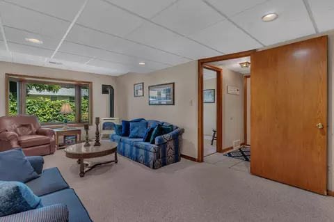 Living - 920 Meadow Ln, Willmar, MN 56201 photo 5 of 7
