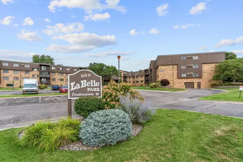 999 41st Ave Ne Ave NE #114, Columbia Heights, MN 55421