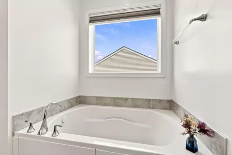 Bath - 1232 138th St E, Rosemount, MN 55068 photo 3 of 5