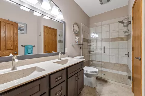 Bath - 329 2nd St E, Wabasha, MN 55981 photo 1 of 2