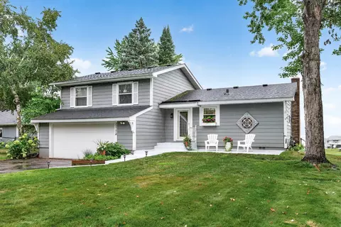 22174 Jason Ave N, Forest Lake, MN 55025
