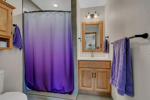 Bath - 9205 220th St, Saint Cloud, MN 56301 photo 2 of 3