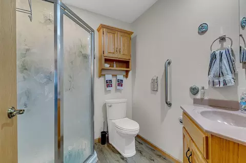 Bath - 9205 220th St, Saint Cloud, MN 56301 photo 1 of 3