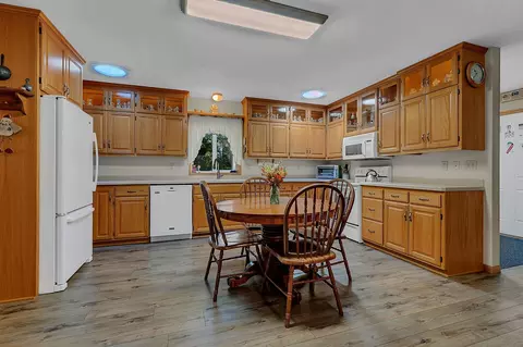 Kitchen - 9205 220th St, Saint Cloud, MN 56301 photo 1 of 3