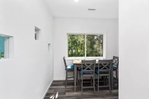 Dining - 417 Elk St, Duluth, MN 55803 photo 1 of 1