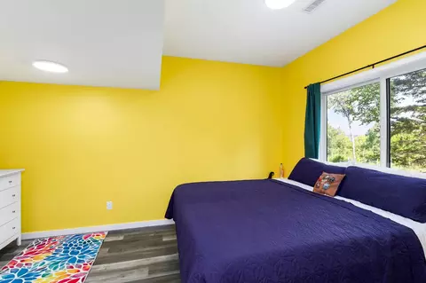 Bedroom - 417 Elk St, Duluth, MN 55803 photo 1 of 5