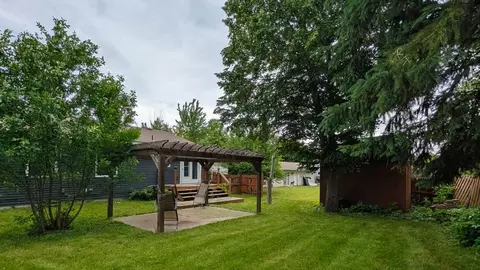 Exterior - 3105 3rd Ave NW, Willmar, MN 56201 photo 6 of 9