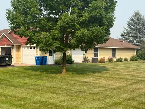 2028 Highland Cir W, Mora, MN 55051