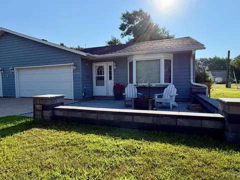1153 5th Ave, Windom, MN 56101 photo 4