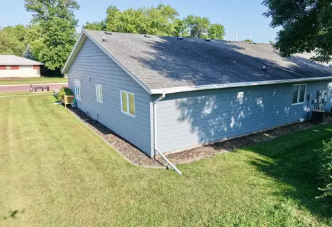1153 5th Ave, Windom, MN 56101 photo 8