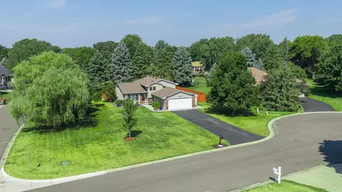 14216 Underclift Ct NW, Andover, MN 55304