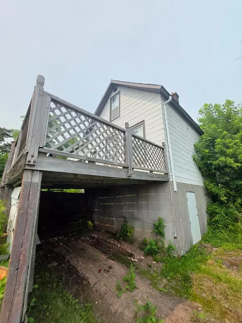 Exterior - 1110 N 8th Ave E, Duluth, MN 55805 photo 2 of 3